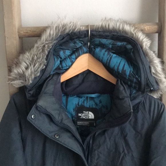 Navy Down North Face Winter Coat - Picture 2 of 4